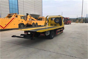 红岗非事故拖车