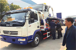 红岗汽车道路救援拖车价格
